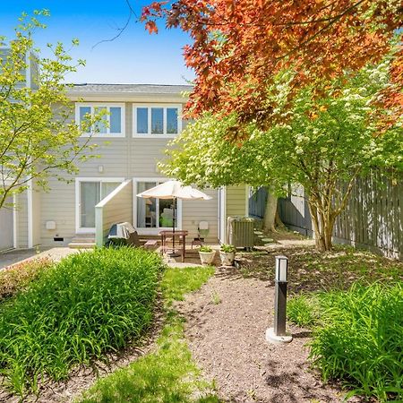 Scarborough Village - 245 Country Club Dr, Unit #608 リホーボス・ビーチ エクステリア 写真