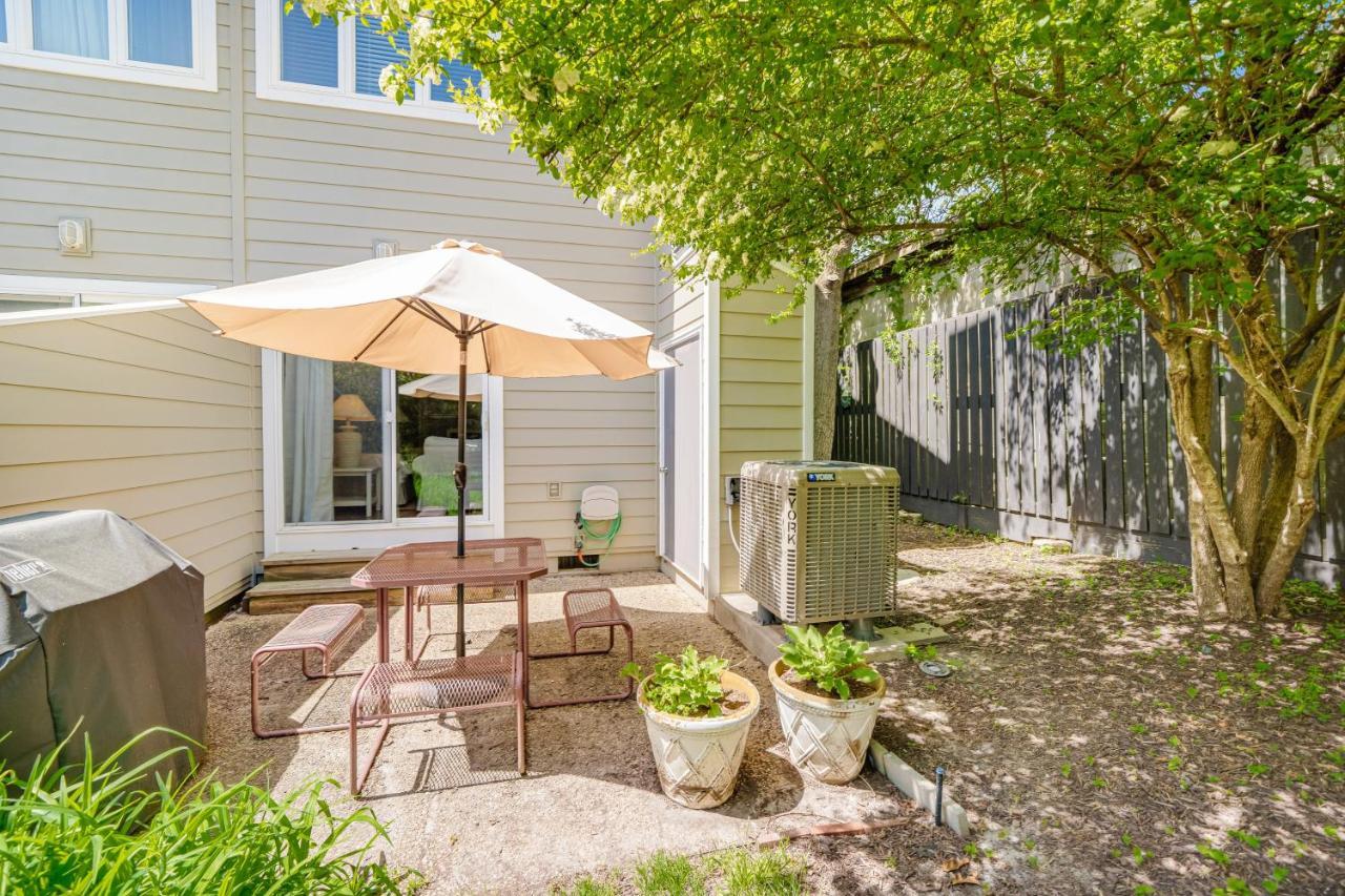 Scarborough Village - 245 Country Club Dr, Unit #608 リホーボス・ビーチ エクステリア 写真