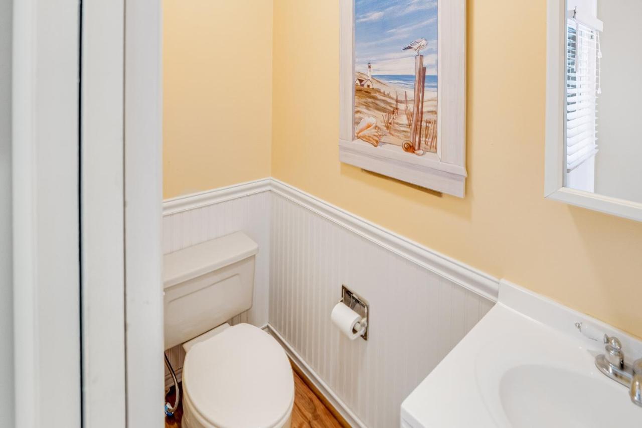 Scarborough Village - 245 Country Club Dr, Unit #608 リホーボス・ビーチ エクステリア 写真